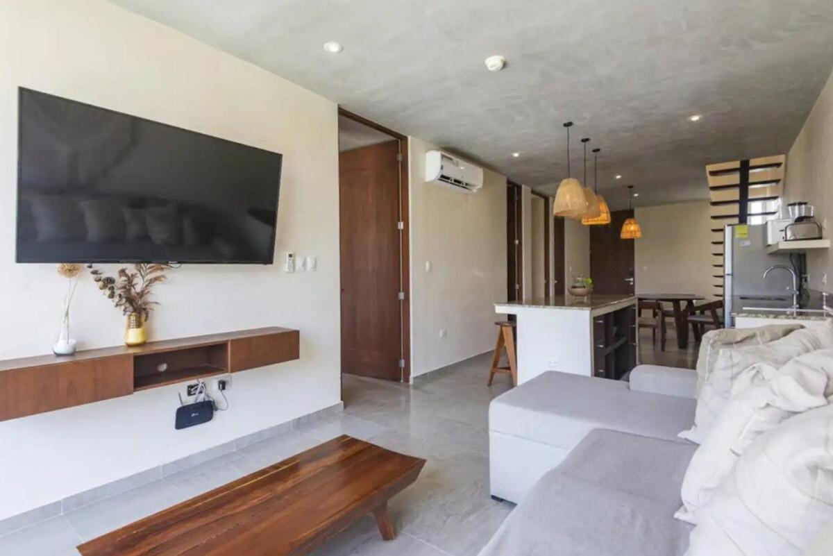 2 Bedroom Ph At Veleta With Pool *